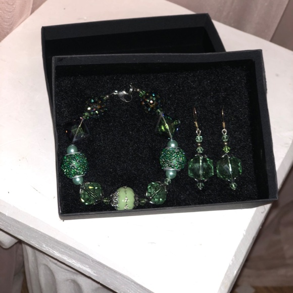 Lucy Collection Hand Made Jewelry by you’re posher women’s bracelet and earrings - Picture 5 of 10